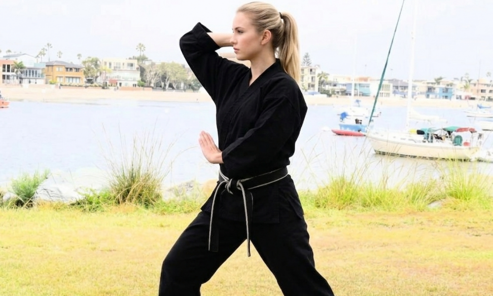 Upward Elbow Strike Side View